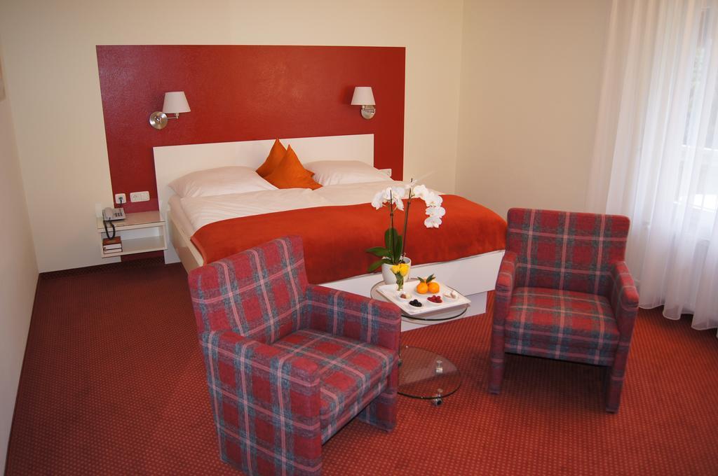 Hotel Christine Füssen Стая снимка