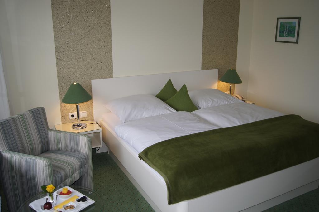 Hotel Christine Füssen Стая снимка